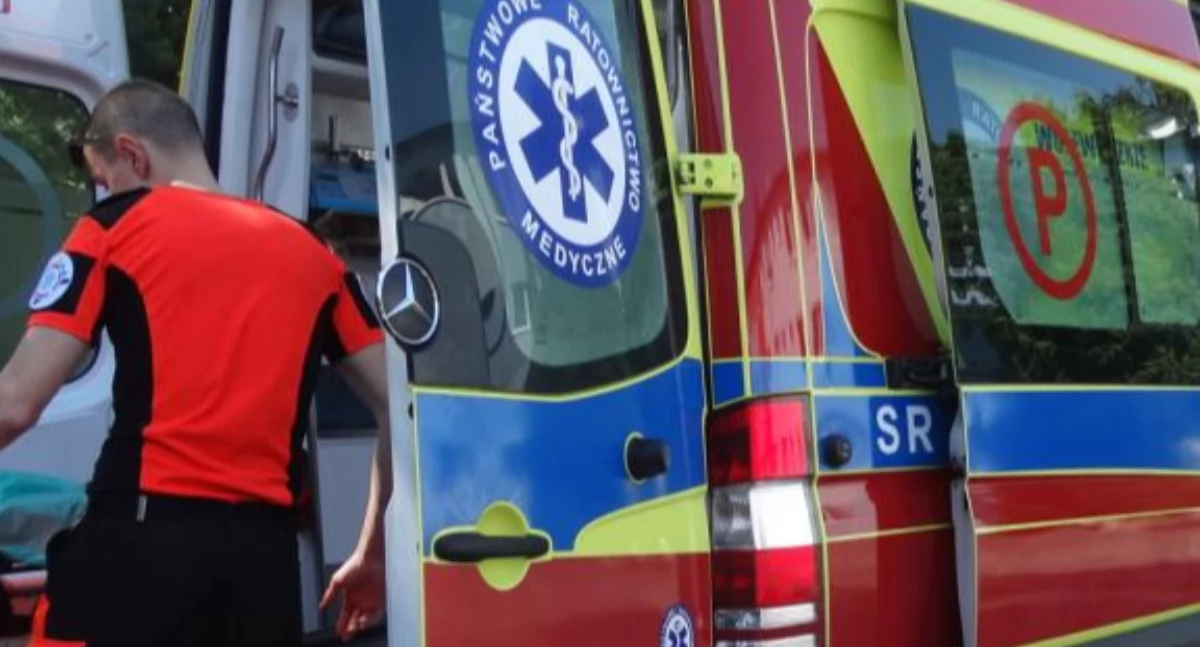 Życie miasta, Surowsze ataki ratowników funkcjonariuszy przepisy obowiązują - zdjęcie, fotografia