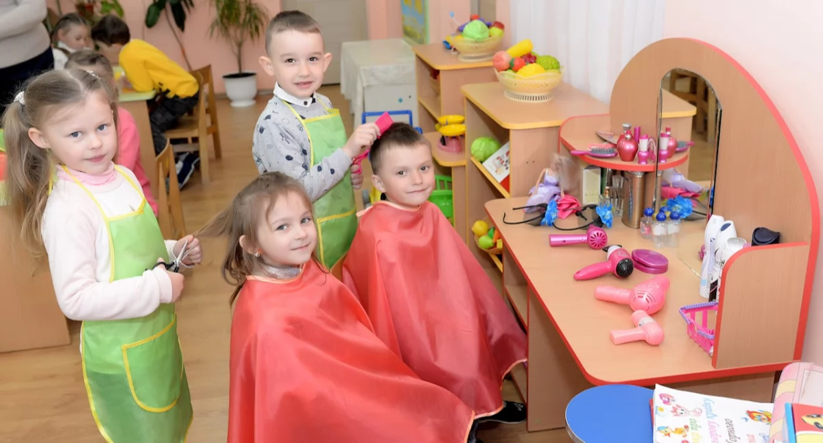 Informator / Materiały zewnętrzne , Dlaczego zabawa odgrywanie przez dzieci ważna - zdjęcie, fotografia