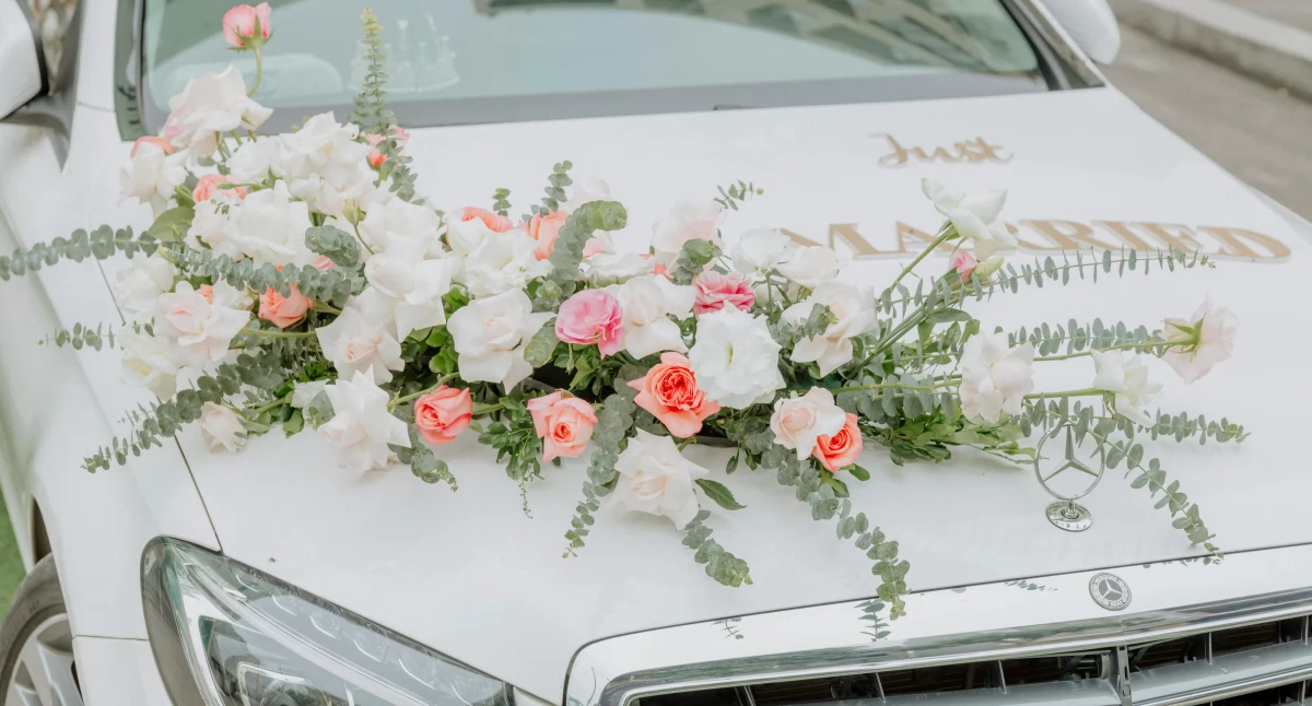 Informator / Materiały zewnętrzne , kosztuje wynajem ślubu - zdjęcie, fotografia