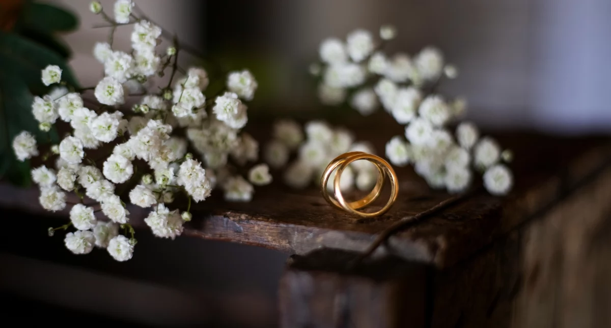 Informator / Materiały zewnętrzne , dbać obrączki ślubne - zdjęcie, fotografia