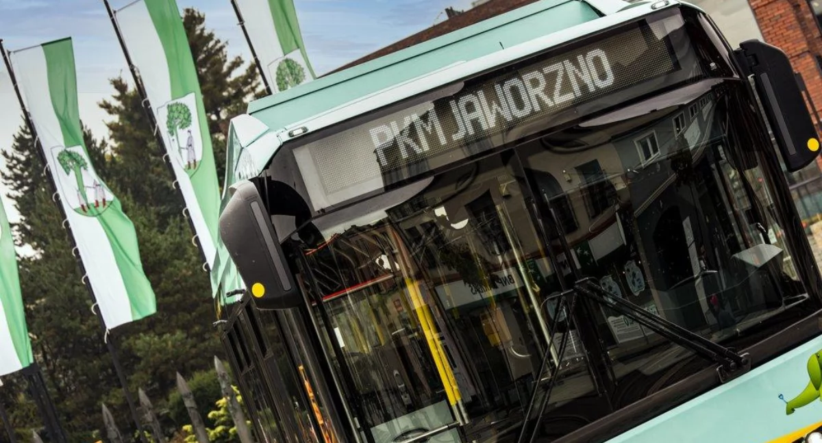 Życie miasta, Jaworzno zmiana rozkładu jazdy lutego - zdjęcie, fotografia