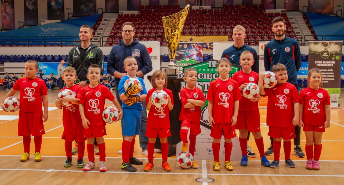 Piłka nożna, Szczakowianka rozpoczyna nabór drużyn młodzieżowych - zdjęcie, fotografia