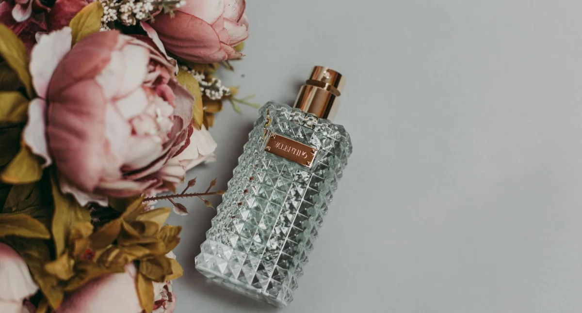 Informator / Materiały zewnętrzne , Jakie perfumy niszowe wybrać prezent Pomysły wymagających - zdjęcie, fotografia