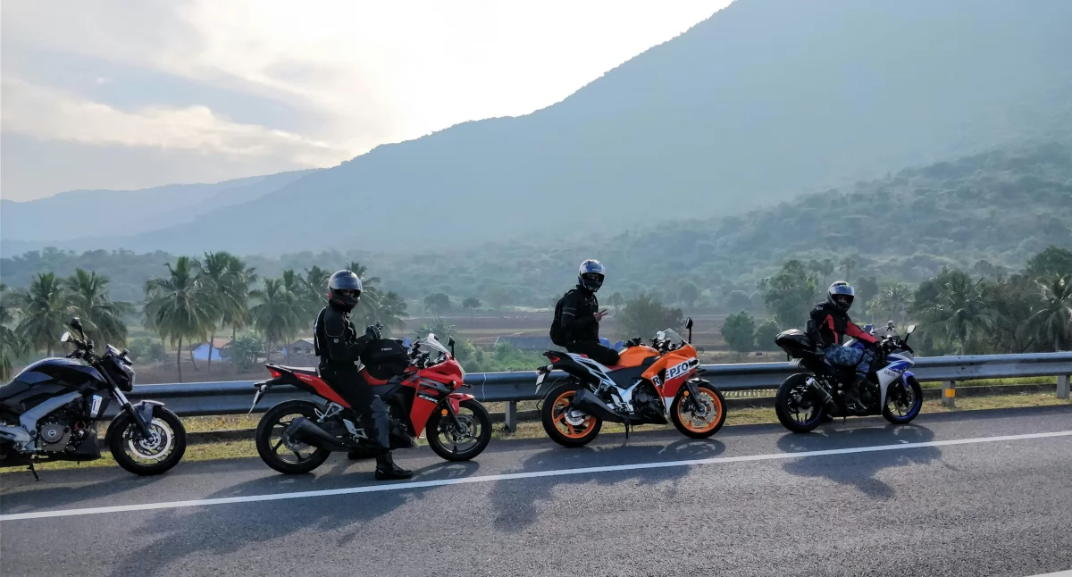 Informator / Materiały zewnętrzne , zabrać wycieczkę motocyklową - zdjęcie, fotografia