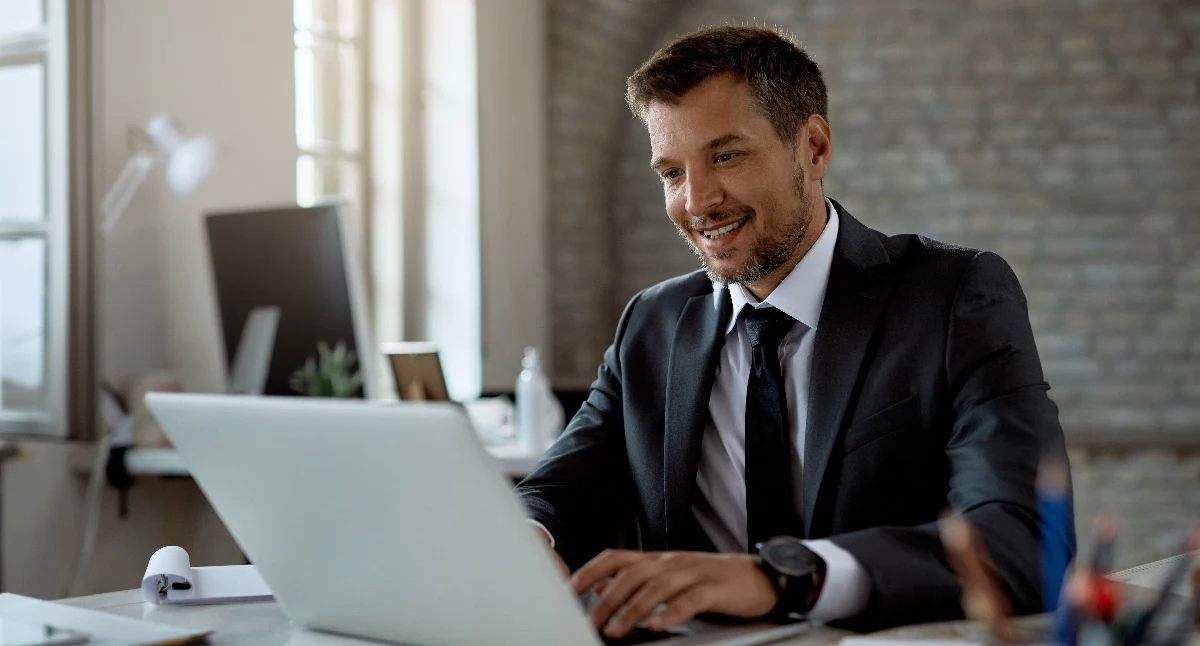 Informator / Materiały zewnętrzne , Finansowanie praktyczny poradnik faktoringu - zdjęcie, fotografia