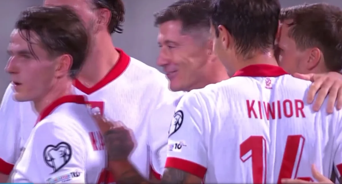 Życie miasta, Polska Albanią finał baraży Decydujący wieczór Narodowym - zdjęcie, fotografia