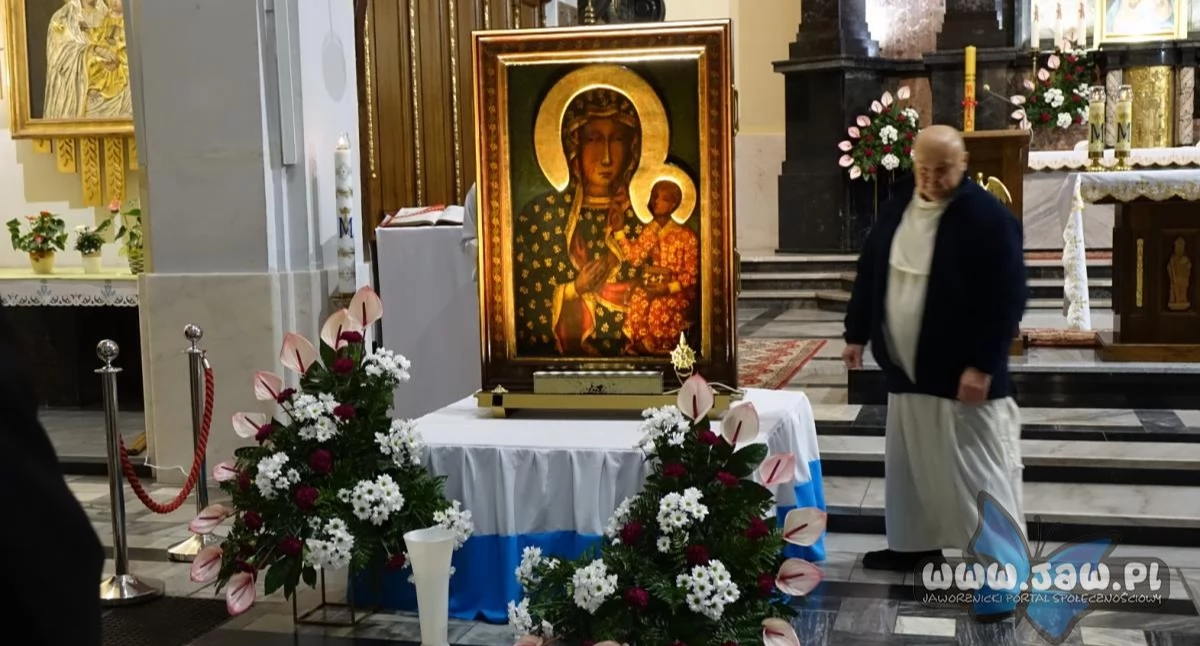 Peregrynacja Ikony Matki Bożej Jasnogórskiej w Kolegiacie św. Wojciecha i św. Katarzyny. Fot. Kolegiata św. Wojciecha i św. Katarzyny w Jaworznie