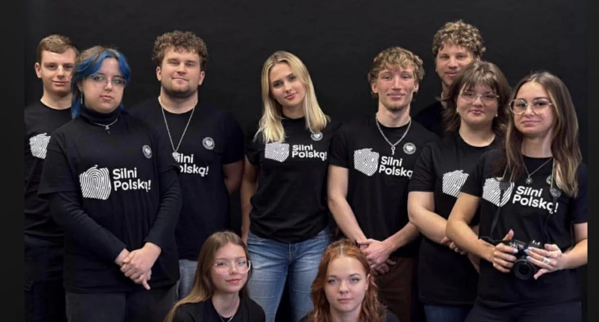 Uczniowie z CKZiU z Jaworzna. Fot. FB Silni Polską CKZiU Jaworzno