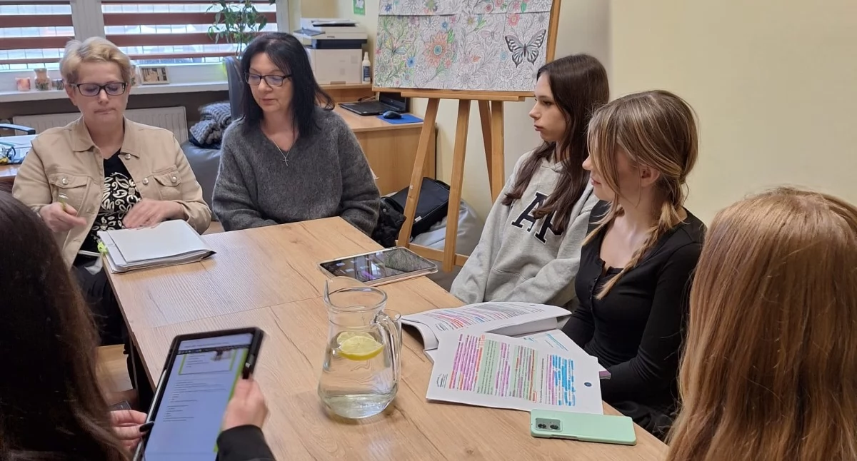 Życie miasta, szkoły Śląska wielkim finale Olimpiady Warszawie - zdjęcie, fotografia