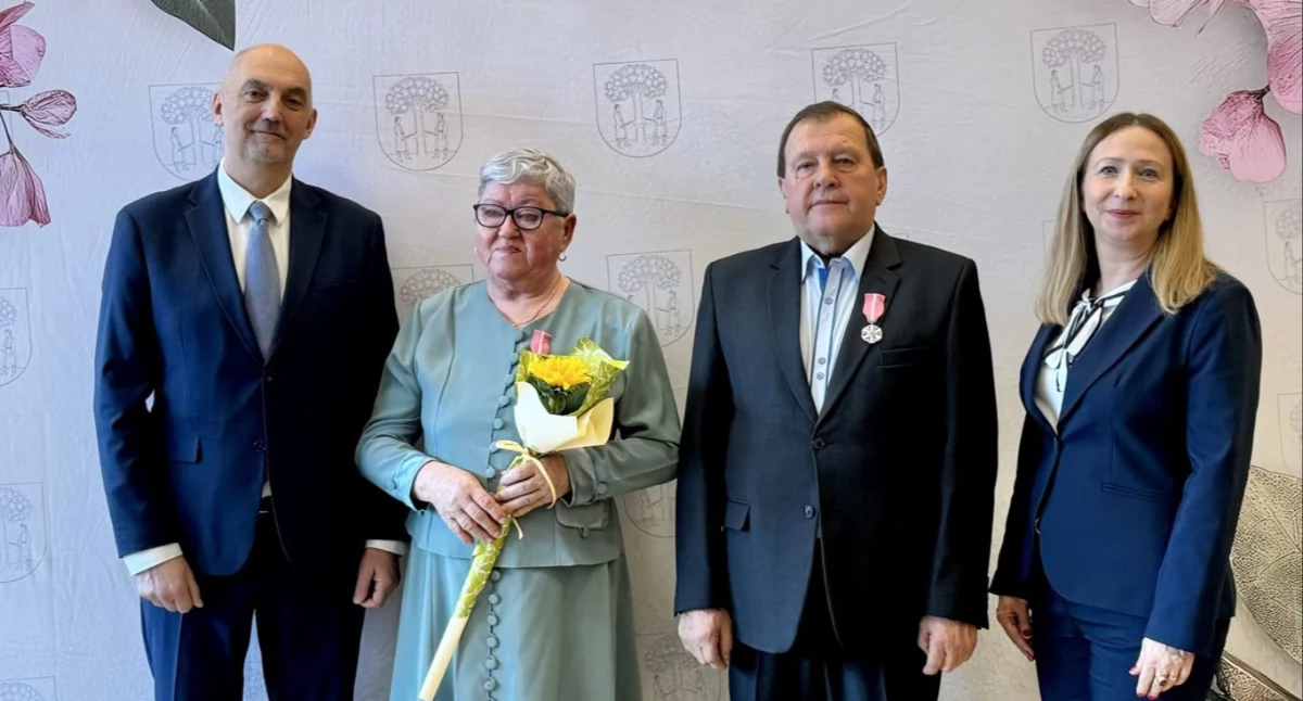 Życie miasta, Jaworzna świętowały złote - zdjęcie, fotografia