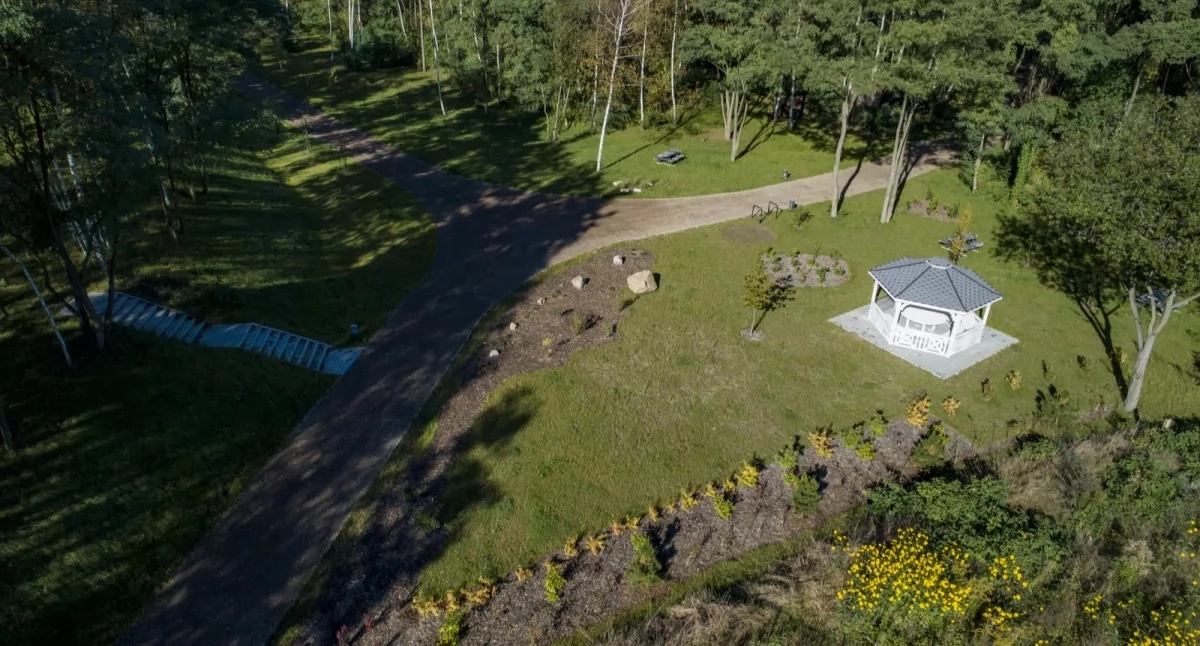 Życie miasta, Dodatkowy dzień wolny decyzja resortu - zdjęcie, fotografia