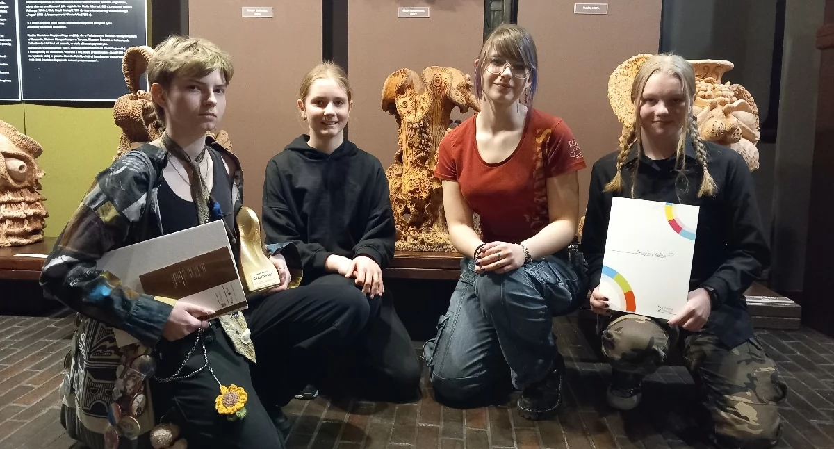 Kącik kulturalny, Podwójny sukces młodych ceramików Jaworzniaków - zdjęcie, fotografia