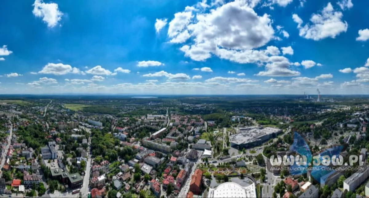Życie miasta, pogoda majówkę - zdjęcie, fotografia