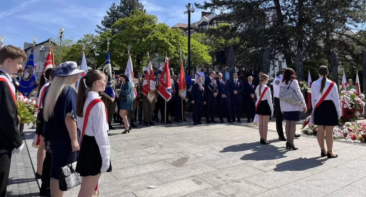 Życie miasta, Obchody rocznicy uchwalenia Konstytucji Jaworznie Miasto podało uroczystości - zdjęcie, fotografia