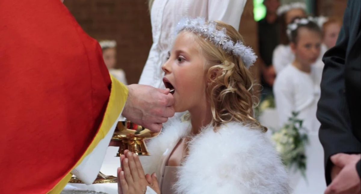 Życie miasta, komunię Takie kwoty dzisiaj standard - zdjęcie, fotografia