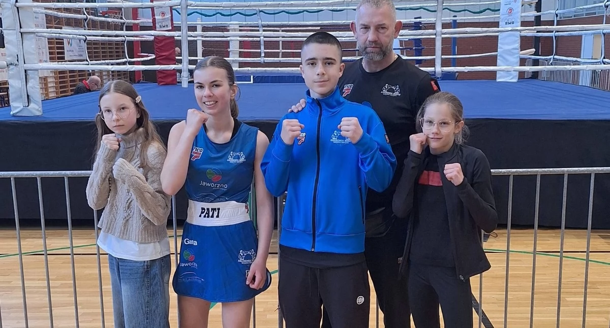 Zawodnicy Akademii Boksu Roberta Gortata, którzy brali udział w Mistrzostwach Polski Młodzików i Młodziczek w Gostyniu. Fot. FB Akademia Mistrzostw Polski Młodzików i Młodziczek w Gostyniu 