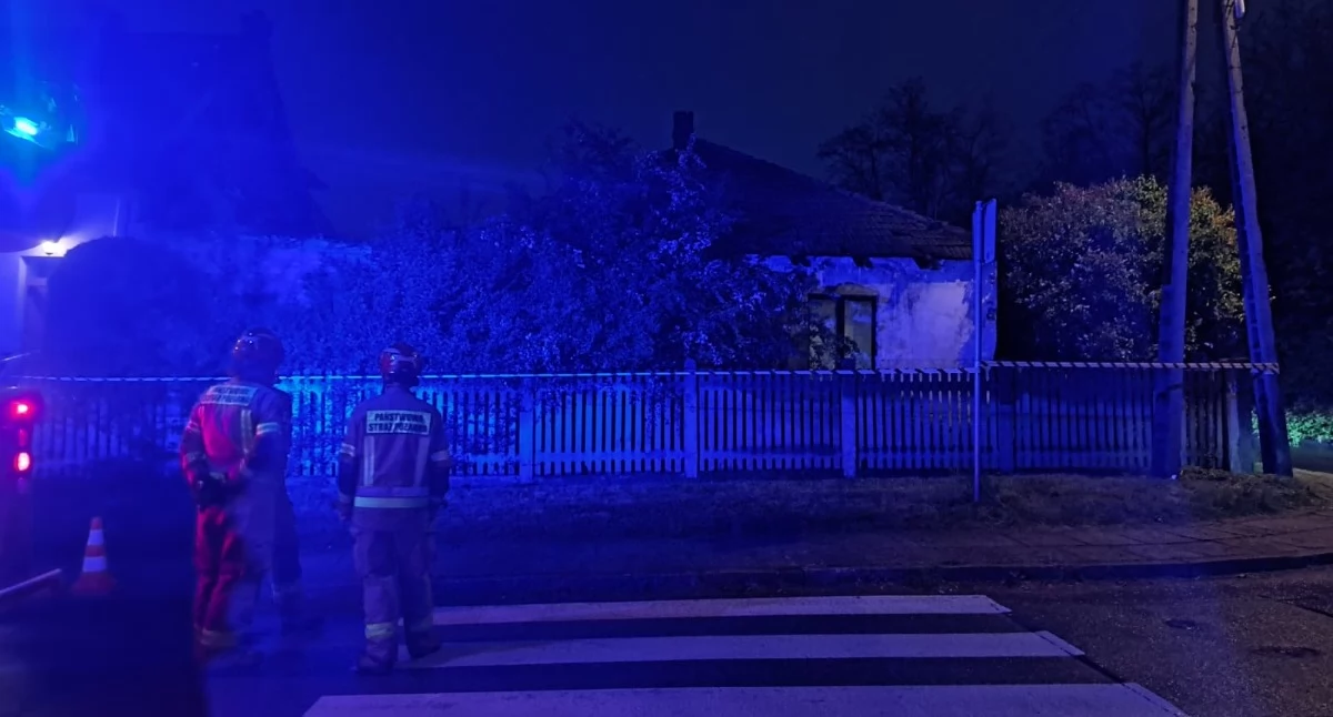 Pożary - Straż Pożarna, Zawalił budynku Towarowej Jaworznie Ewakuowano mieszkańców - zdjęcie, fotografia