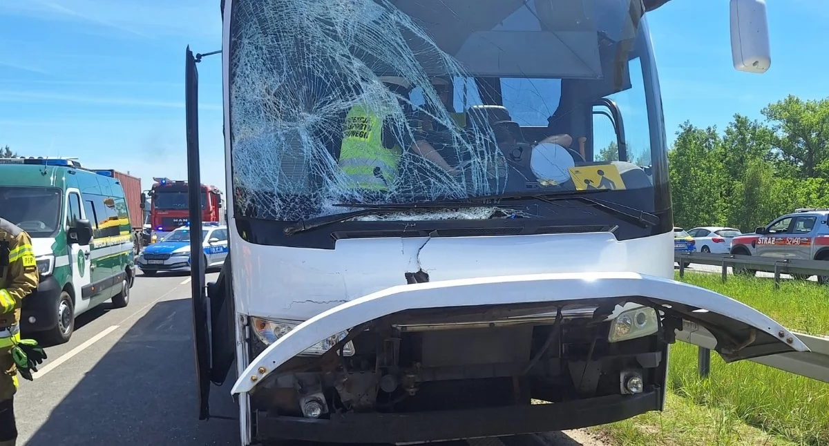 Wypadek na autostradzie A4 w kierunku Katowic. Zdjęcie nadesłane od czytelnika