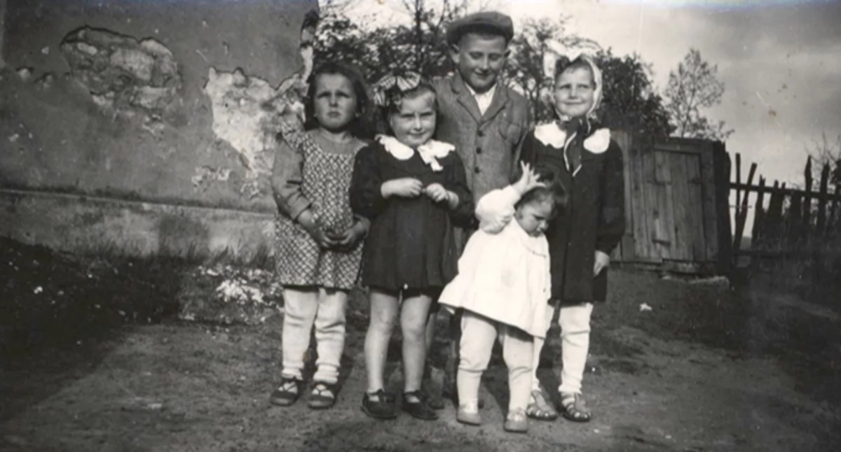 Dzisiejsza ul. Srebrnik, lata 50. – to tam się wychowałem, tam mieszkały obie panie Zosie, Kolkowa i Gawłowa (zbiory prywatne)