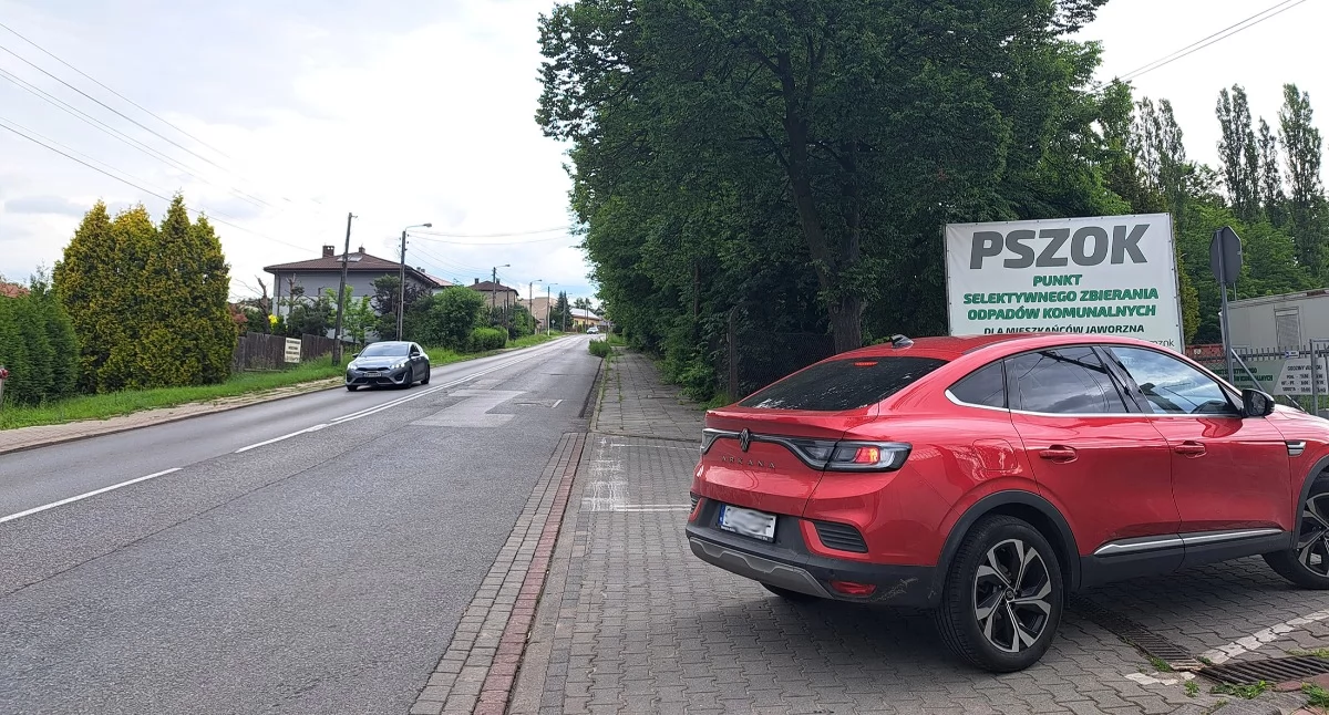 W ramach przebudowy kilometrowego odcinka ulicy Górnośląskiej, przewidziano wykonanie 4 miejsc postojowych dla samochodów oczekujących na wjazd na teren PSZOK-u. Fot. Patrycja Koprzak