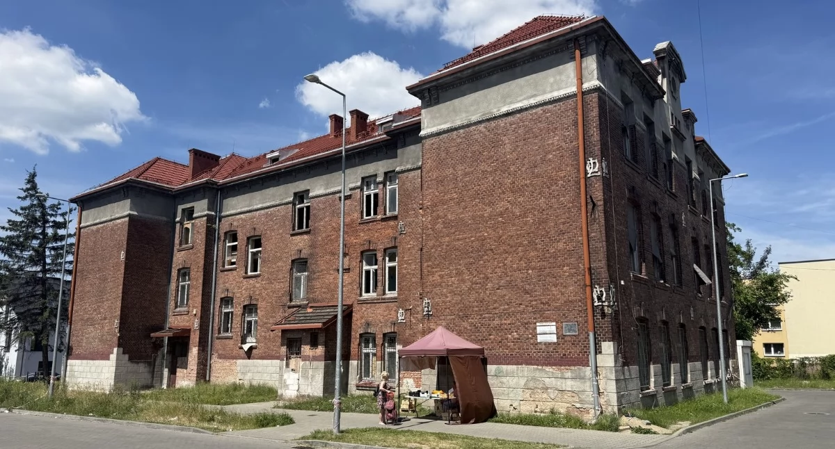 Budynek dawnej Szkoły Podstawowej nr 6 w Jaworznie