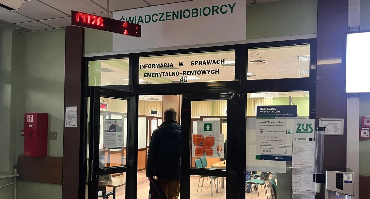 Życie miasta, lipca prostsze zasady składania wniosków zasiłki - zdjęcie, fotografia