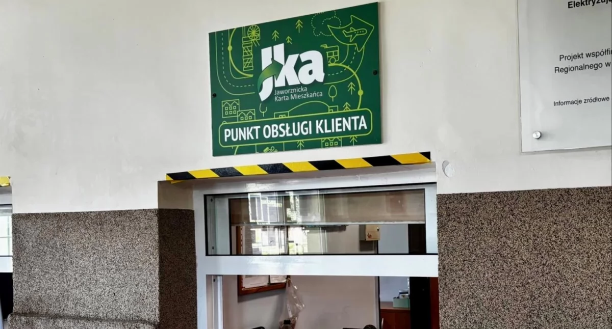 Życie miasta, Zmiana godzin pracy punktu obsługi klietna Jaworznickiej Karty Mieszkańca - zdjęcie, fotografia