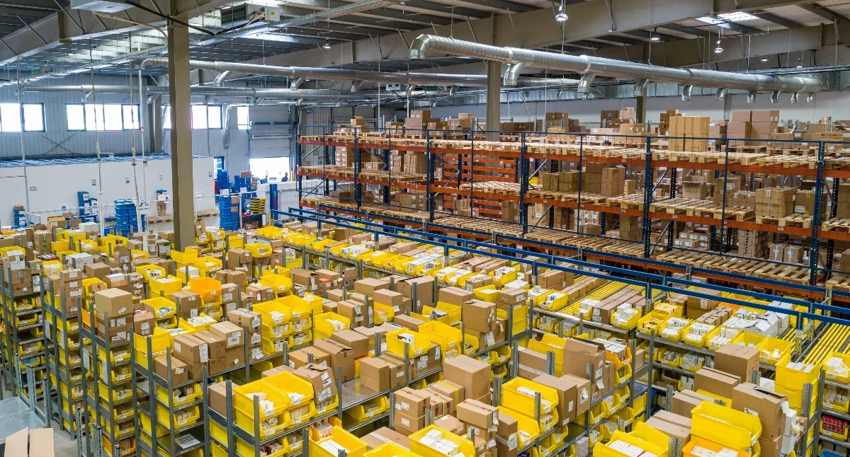 Informator / Materiały zewnętrzne , poznaj technologię która wynosi funkcjonowanie magazynów wyższy poziom - zdjęcie, fotografia