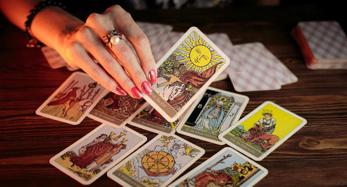 Informator / Materiały zewnętrzne , Tarot dzień jedna karta pomaga podejmować decyzje - zdjęcie, fotografia