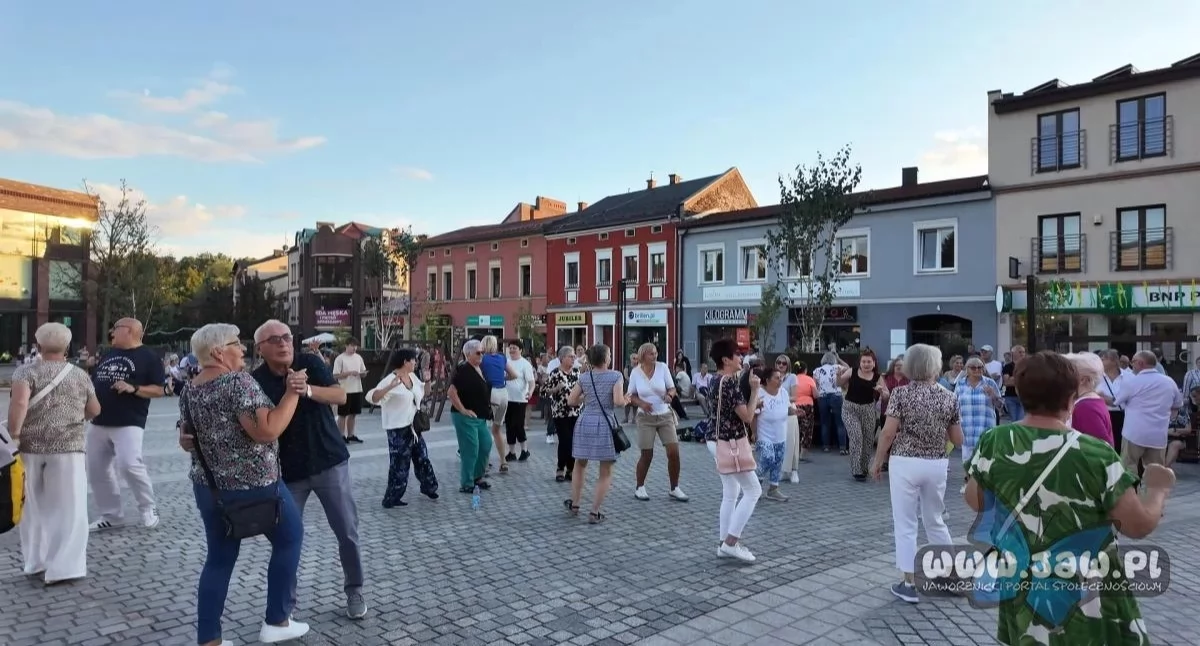 Życie miasta, Jawor Dance ponownie jaworznickim rynku - zdjęcie, fotografia