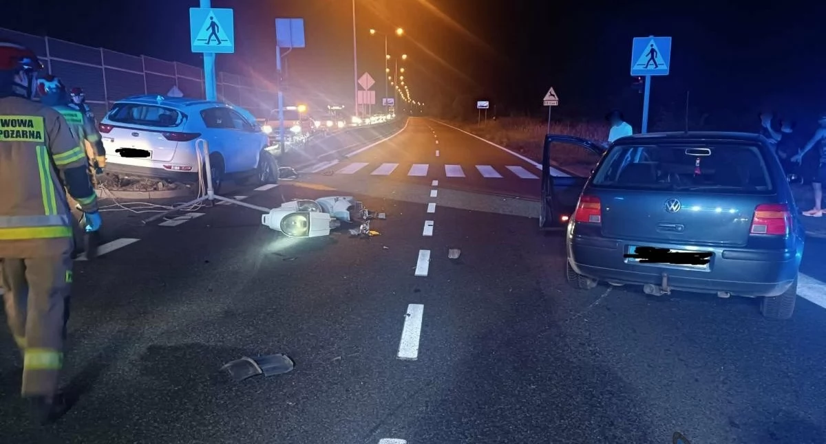 Wypadki drogowe, Kolizja światłach Jaworznie Sprawcy uciekli miejsca zdarzenia - zdjęcie, fotografia