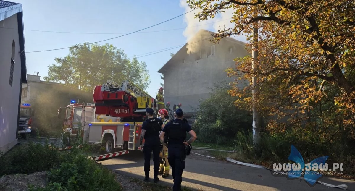 Pożar pustostanu w Szczakowej.
