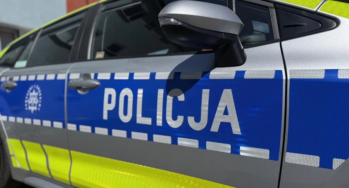 Komunikaty Policja, Ukradł alkohol dostał mandat oczach policjantów wsiadł kierownicę Miał dożywotni zakaz - zdjęcie, fotografia