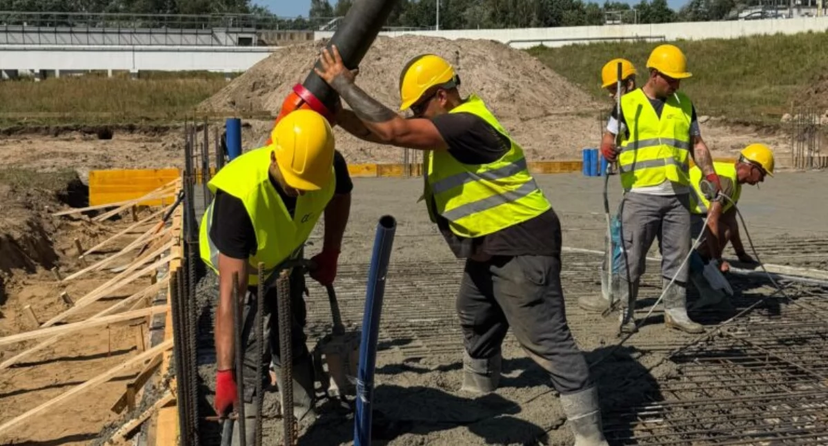 Życie miasta, oczyszczalni Jeleniu Ruszyły prace nowej instalacji - zdjęcie, fotografia
