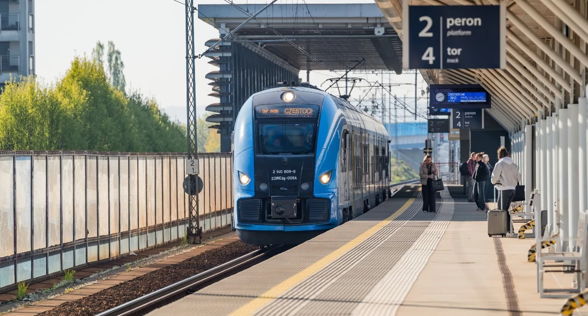 Życie miasta, Frekwencyjny sukces Kolei Śląskich Częstochowy Krakowa - zdjęcie, fotografia