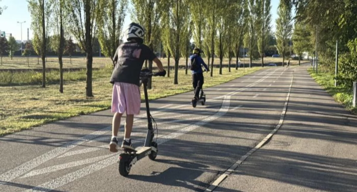 Życie miasta, zakazem hulajnóg velostradzie MZDiM odpowiada pomysł radnego - zdjęcie, fotografia