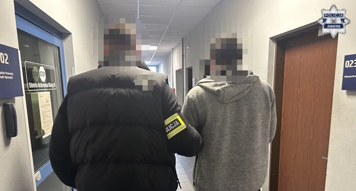 Komunikaty Policja, Trzech poszukiwanych mężczyzn zatrzymanych Jaworznie Trafili więzienia - zdjęcie, fotografia