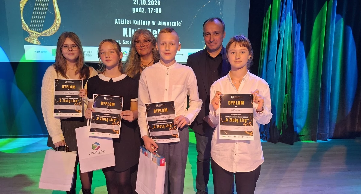 Kącik kulturalny, Konkurs Poetycki Złotą Lirę” czyli poeta człowiek - zdjęcie, fotografia