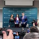 Uroczyste podpisanie umowy na termomodernizację budynku OSP w Goleszowie