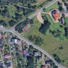 Teren, gdzie powstanie plac zabaw i rozbudowana zostanie strefa sportowa