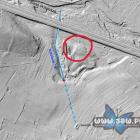 Widoczne pozostałości po budynku dworu