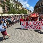 SP 11 w Jaworznie na paradzie smoków w Krakowie. Fot. FB: Szkoła Podstawowa nr 11 w...