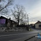 Stary i zniszczony dom w centrum Jaworzna