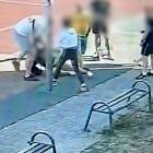Pseudokibic pobił kobietę za bluzę innego klubu