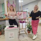 Oddaj biustonosz i wesprzyj kobiet w walce z rakiem piersi. Fot. MCKiS Jaworzno