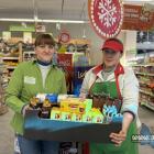 Delikatesy Centrum w Jaworzanie wspierają wolontariuszy WOŚP