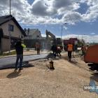 Kładą asfalt na ul. Zalipie