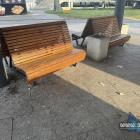 Śmieci na przystanku Centrum w Jaworznie