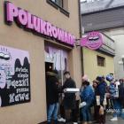 Kolejka przed 