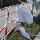 Zniszczone banery wyborcze